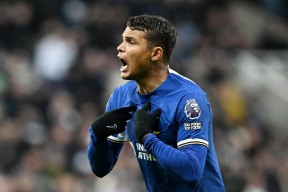 爱游戏-瓦伦西亚球员展现出色状态，备战状态火热(瓦伦西亚新球场效果图)