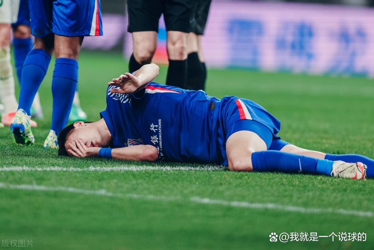 爱游戏体育-不莱梅球员因伤停赛数周,球队备战受影响(不莱梅球迷) 第1张 爱游戏体育-不莱梅球员因伤停赛数周,球队备战受影响(不莱梅球迷) 第1张